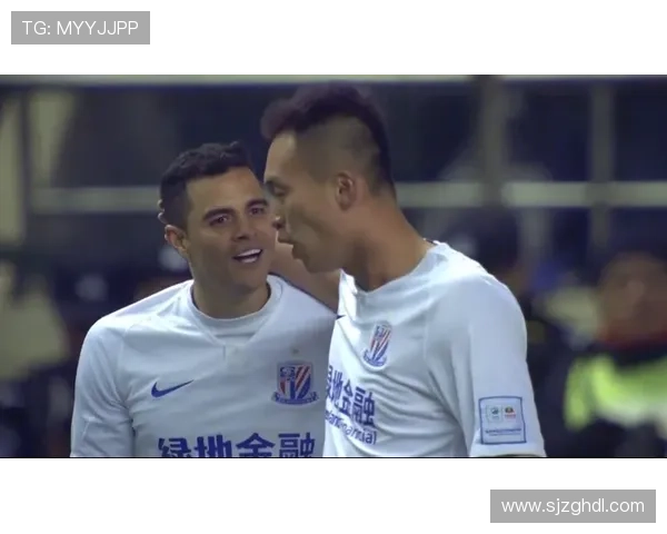 在上海足球场与足球明星亲密接触的难忘时刻