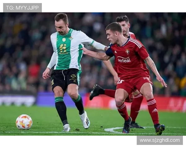 足球明星小贝大名的传奇人生与足球事业的辉煌成就解析